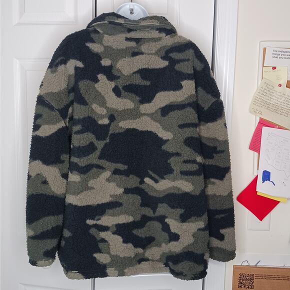 Love + Joy Camouflage Print Button Up Fleece Jacket NWT - Picture 6 of 10